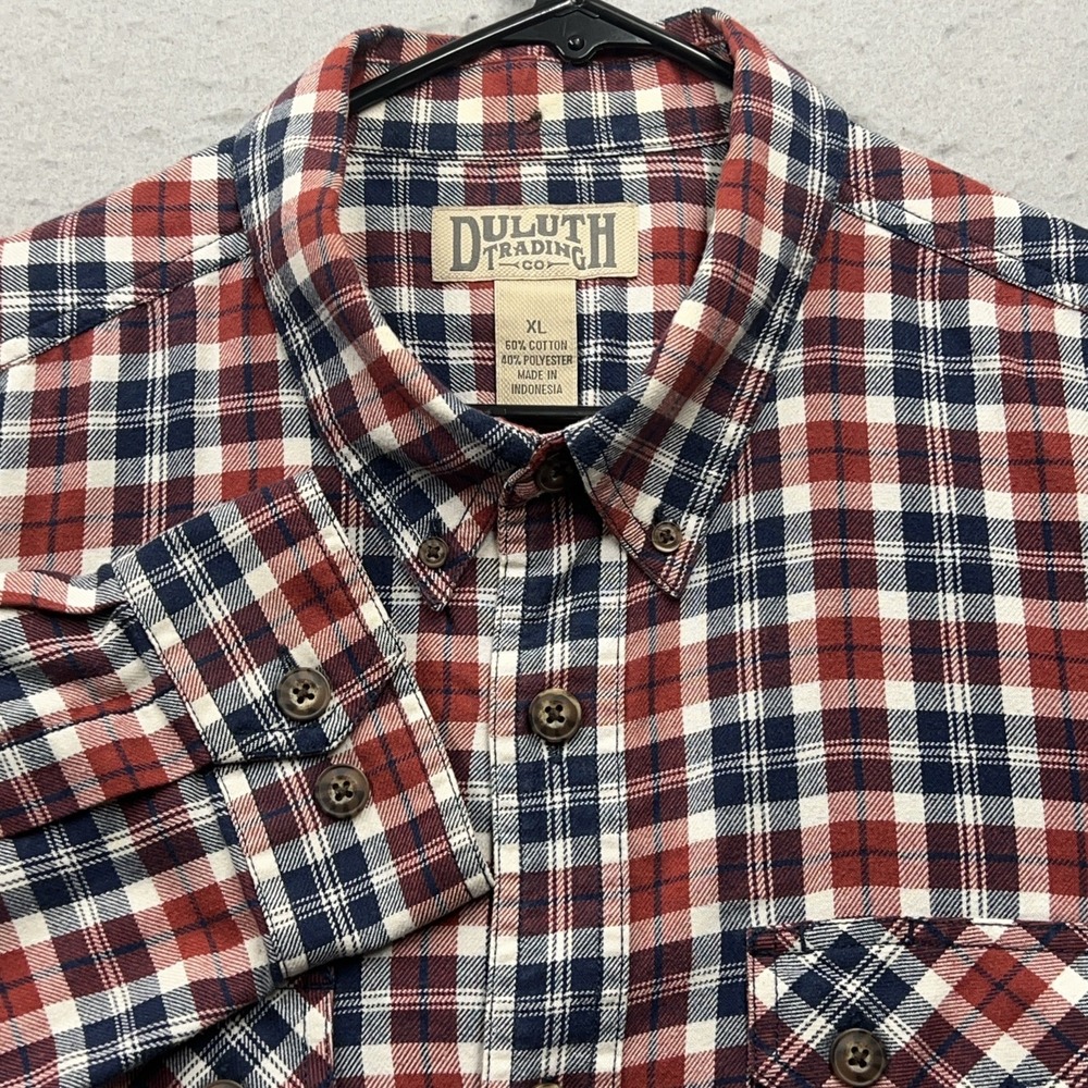 Duluth Trading Men's XL Heavy Flannel Plaid Button Shirt Hiking Outdoor Rugged